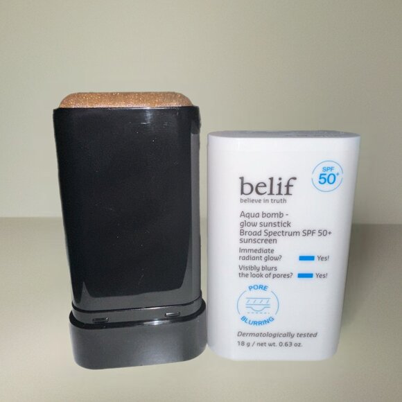 Belif Aqua Bomb Glow Sunstick SPF 50+ — Radiant Hydration & UV Protection Stick - Picture 4 of 13